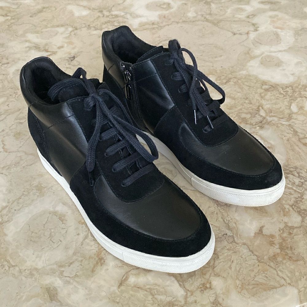 Blondo Goldy Wedge Sneakers Black Leather & Suede
